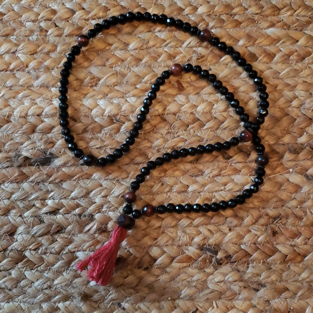 Onyx mala bead